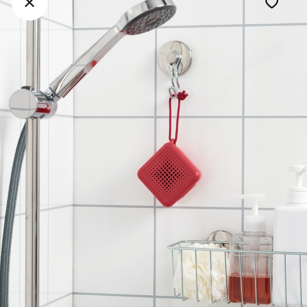 Portable bluetooth speaker